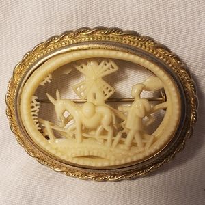 1945 Coro Pegasus brooch